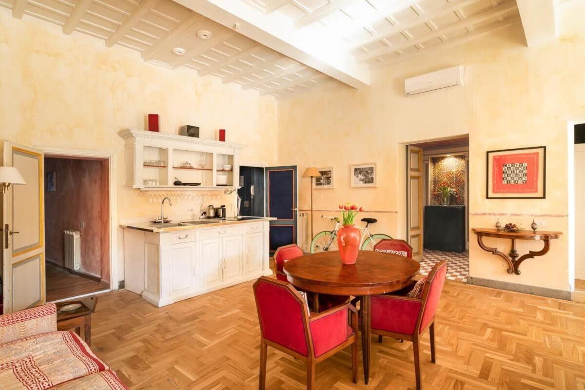 Apartment Farnese Designer Loft By Romeloft Rom